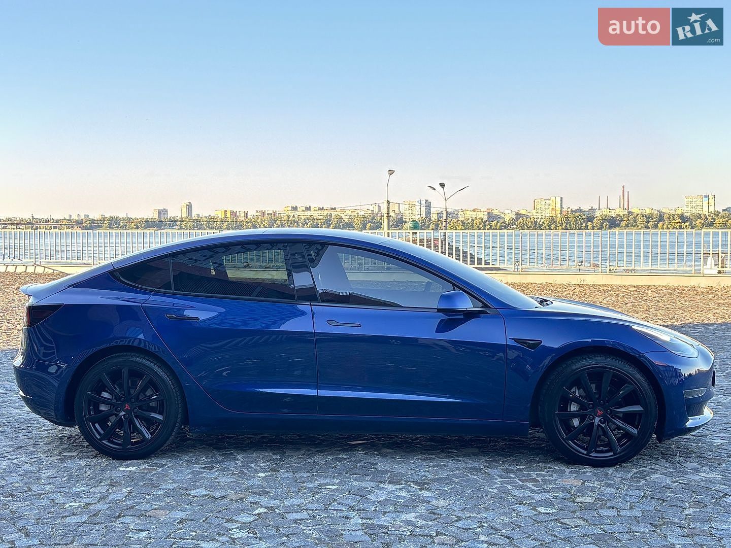 TESLA MODEL 3 2019 VIN 5YJ3E7EB0LF561385 фото оголошення 7 з 52