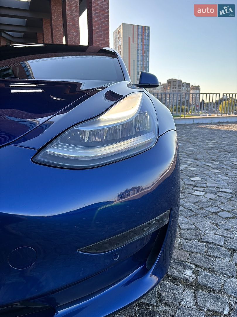 TESLA MODEL 3 2019 VIN 5YJ3E7EB0LF561385 фото оголошення 9 з 52