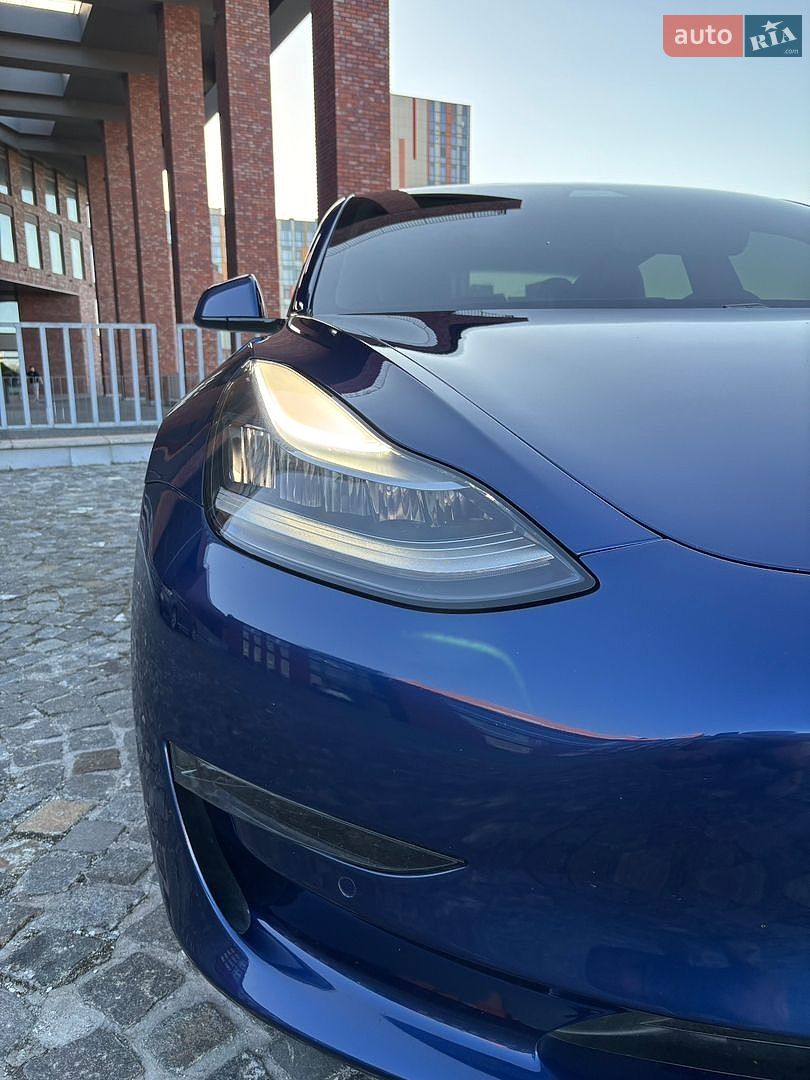 TESLA MODEL 3 2019 VIN 5YJ3E7EB0LF561385 фото оголошення 10 з 52