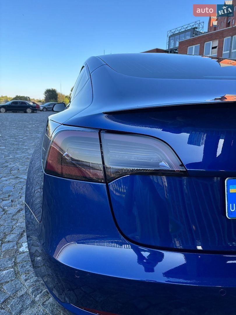 TESLA MODEL 3 2019 VIN 5YJ3E7EB0LF561385 фото оголошення 11 з 52