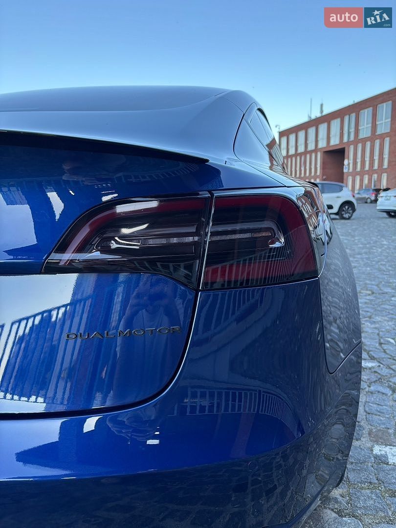 TESLA MODEL 3 2019 VIN 5YJ3E7EB0LF561385 фото оголошення 12 з 52