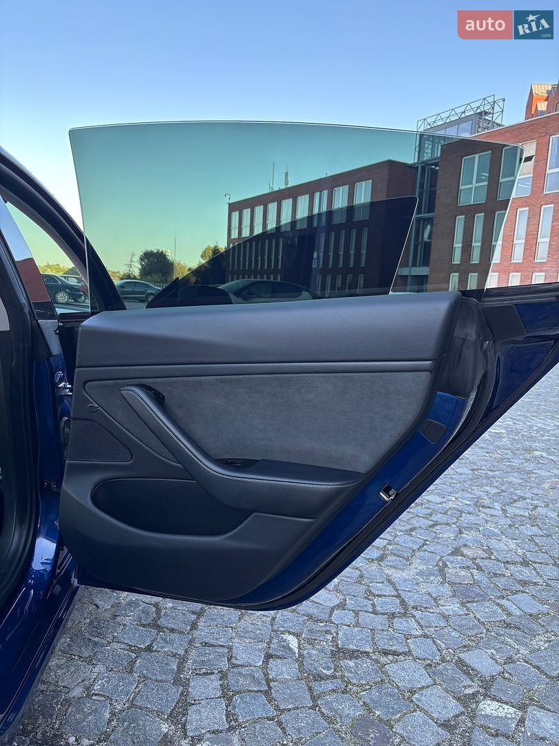 TESLA MODEL 3 2019 VIN 5YJ3E7EB0LF561385 фото оголошення 26 з 52