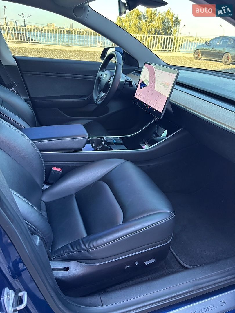 TESLA MODEL 3 2019 VIN 5YJ3E7EB0LF561385 фото оголошення 34 з 52