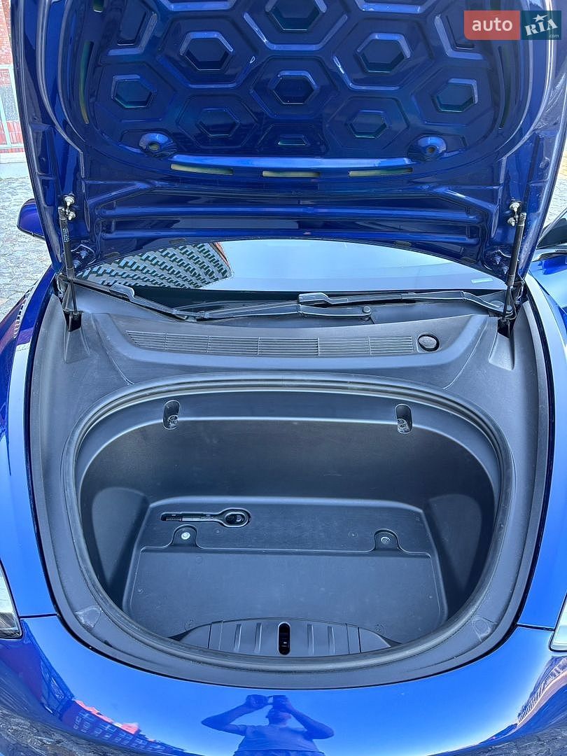 TESLA MODEL 3 2019 VIN 5YJ3E7EB0LF561385 фото оголошення 43 з 52