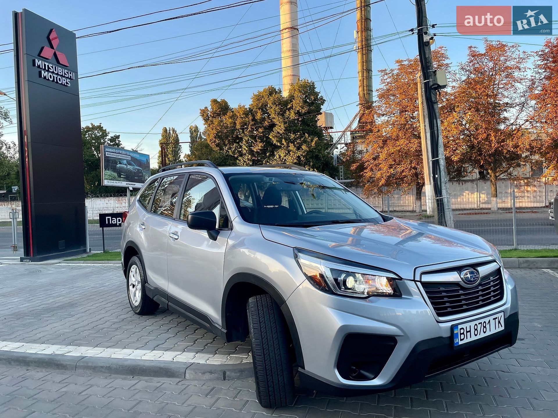Subaru Forester 2019 VIN JF2SKADCXLH411992 фото оголошення 4 з 30