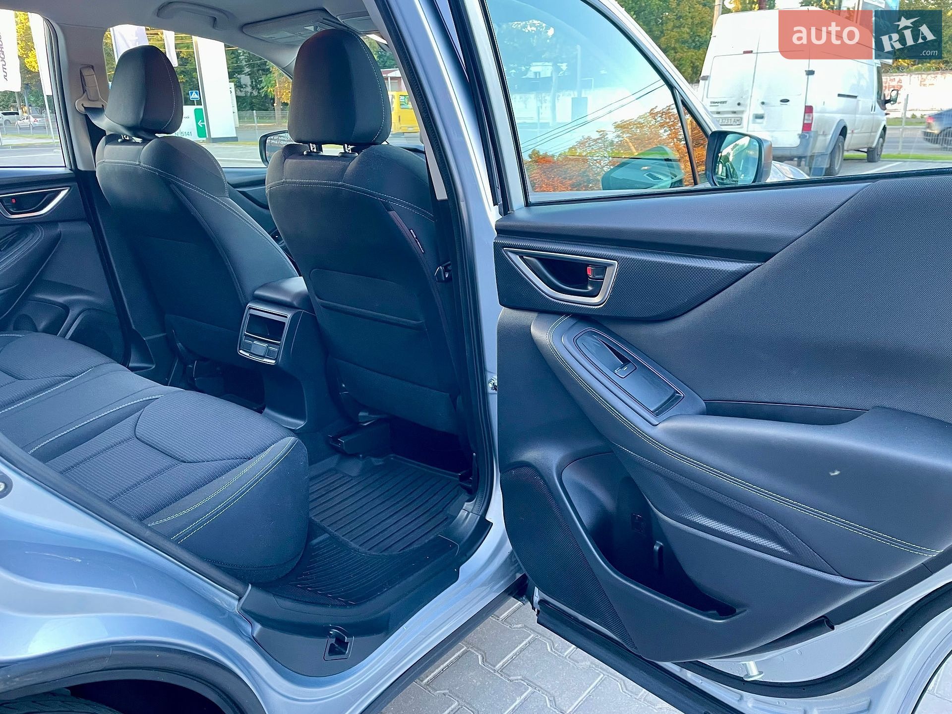Subaru Forester 2019 VIN JF2SKADCXLH411992 фото оголошення 11 з 31