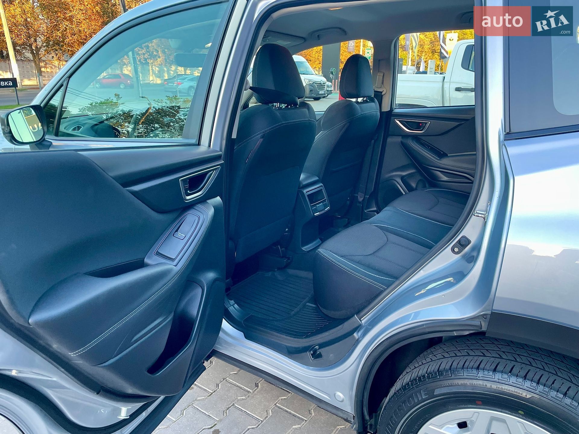 Subaru Forester 2019 VIN JF2SKADCXLH411992 фото оголошення 6 з 31