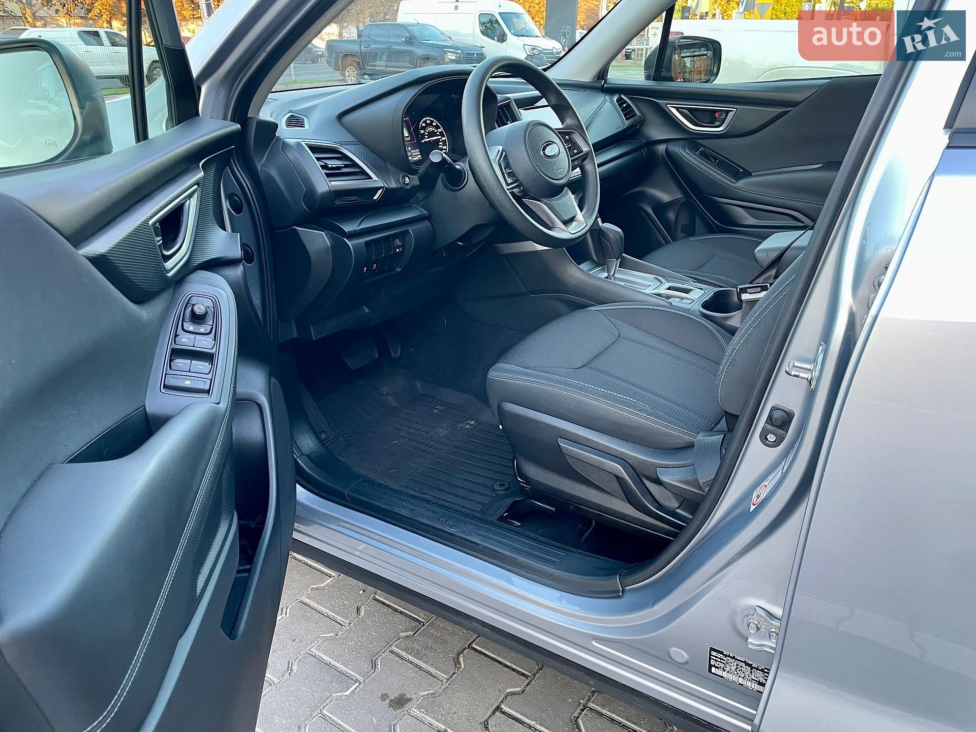 Subaru Forester 2019 VIN JF2SKADCXLH411992 фото оголошення 10 з 31