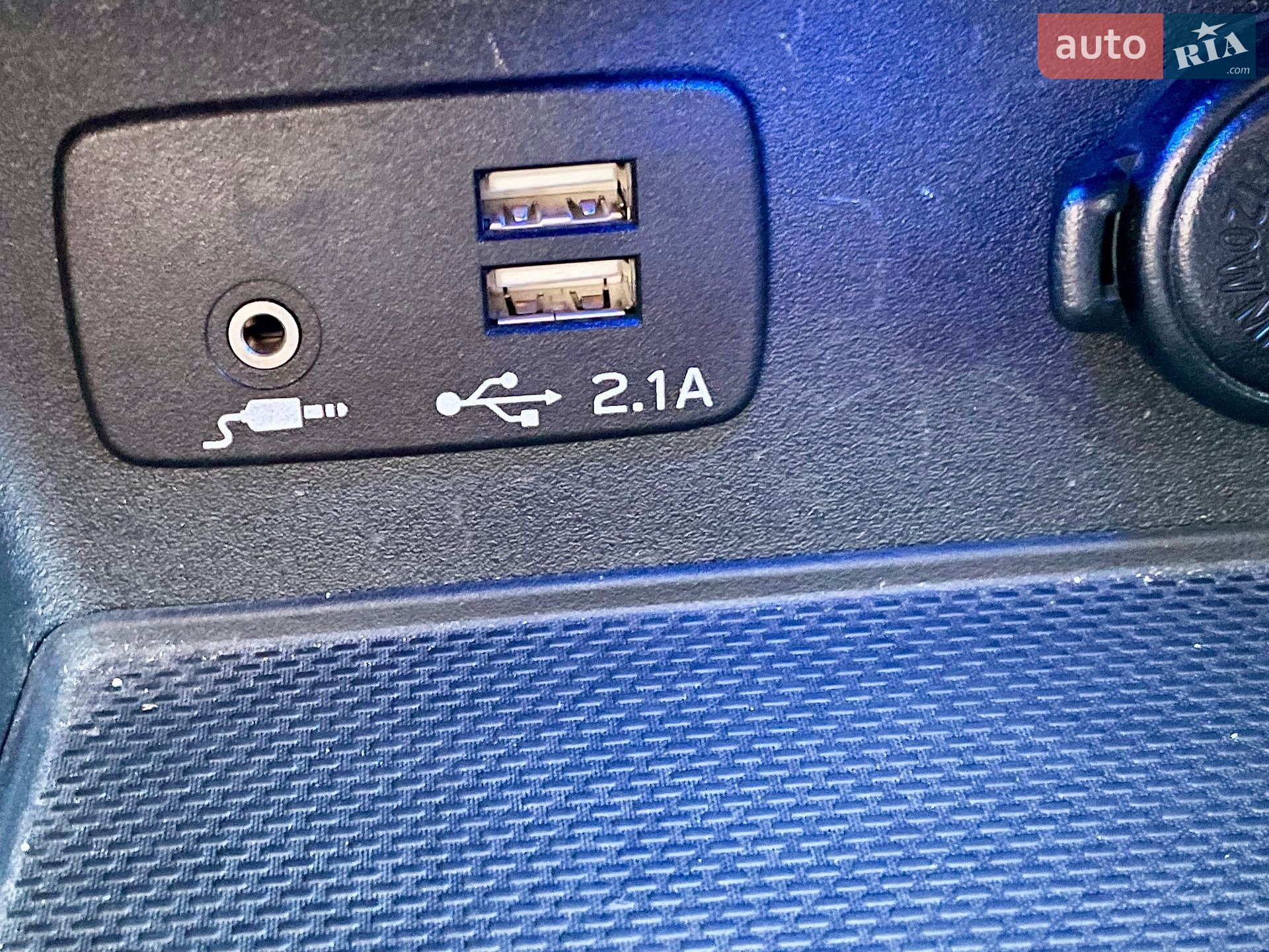 Subaru Forester 2019 VIN JF2SKADCXLH411992 фото оголошення 24 з 31