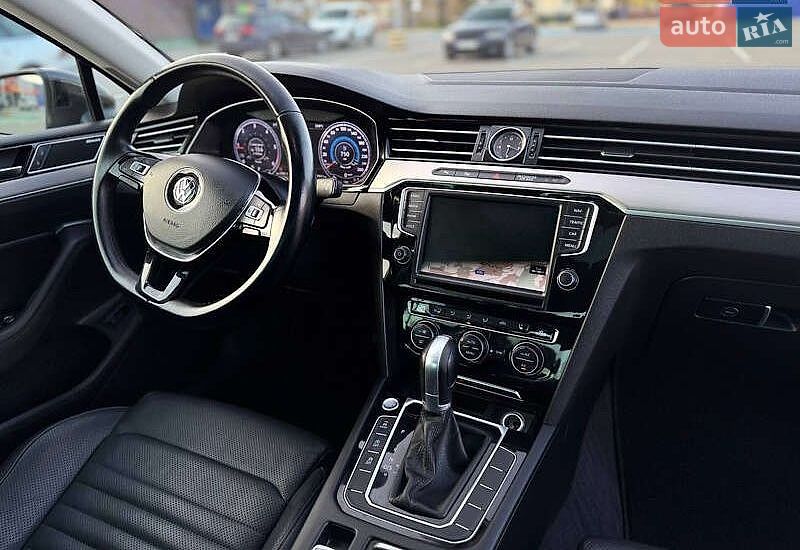 Volkswagen Passat 2015 VIN WVWZZZ3CZGE082610 фото оголошення 18 з 31