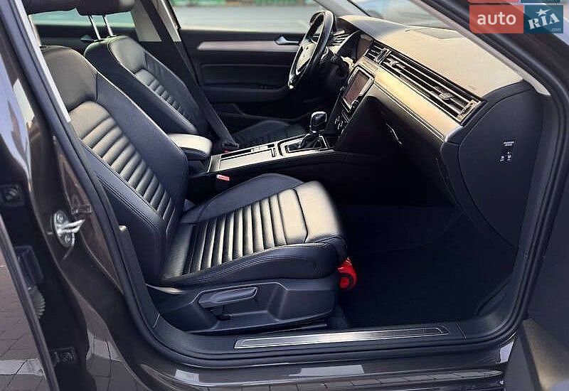 Volkswagen Passat 2015 VIN WVWZZZ3CZGE082610 фото оголошення 21 з 31