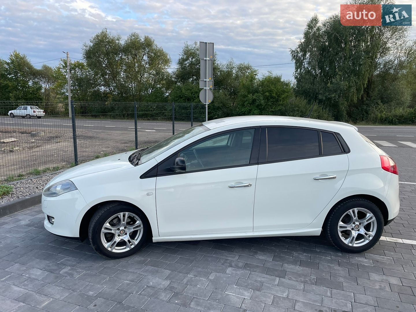 Fiat Bravo 2012 VIN ZFA19800004362199 фото оголошення 4 з 19