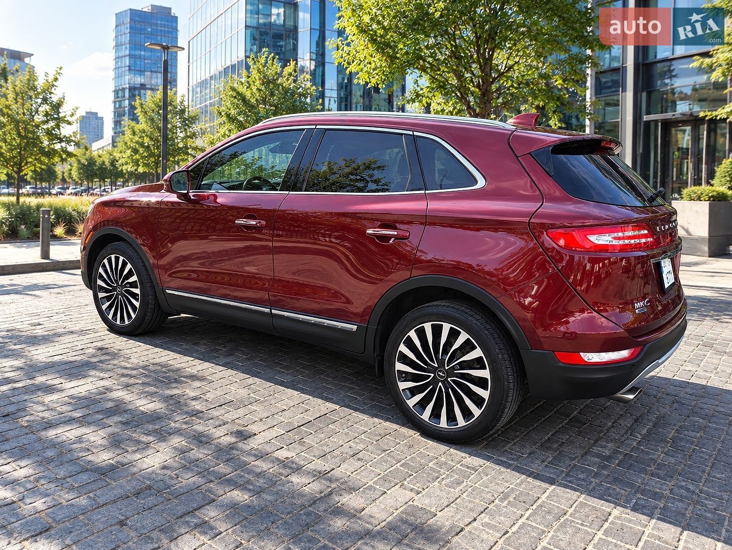 Lincoln MKC 2018 VIN 5LMTJ4DH4KUL03854 фото оголошення 5 з 17