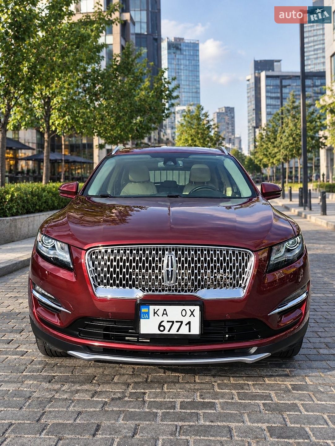 Lincoln MKC 2018 VIN 5LMTJ4DH4KUL03854 фото оголошення 3 з 17