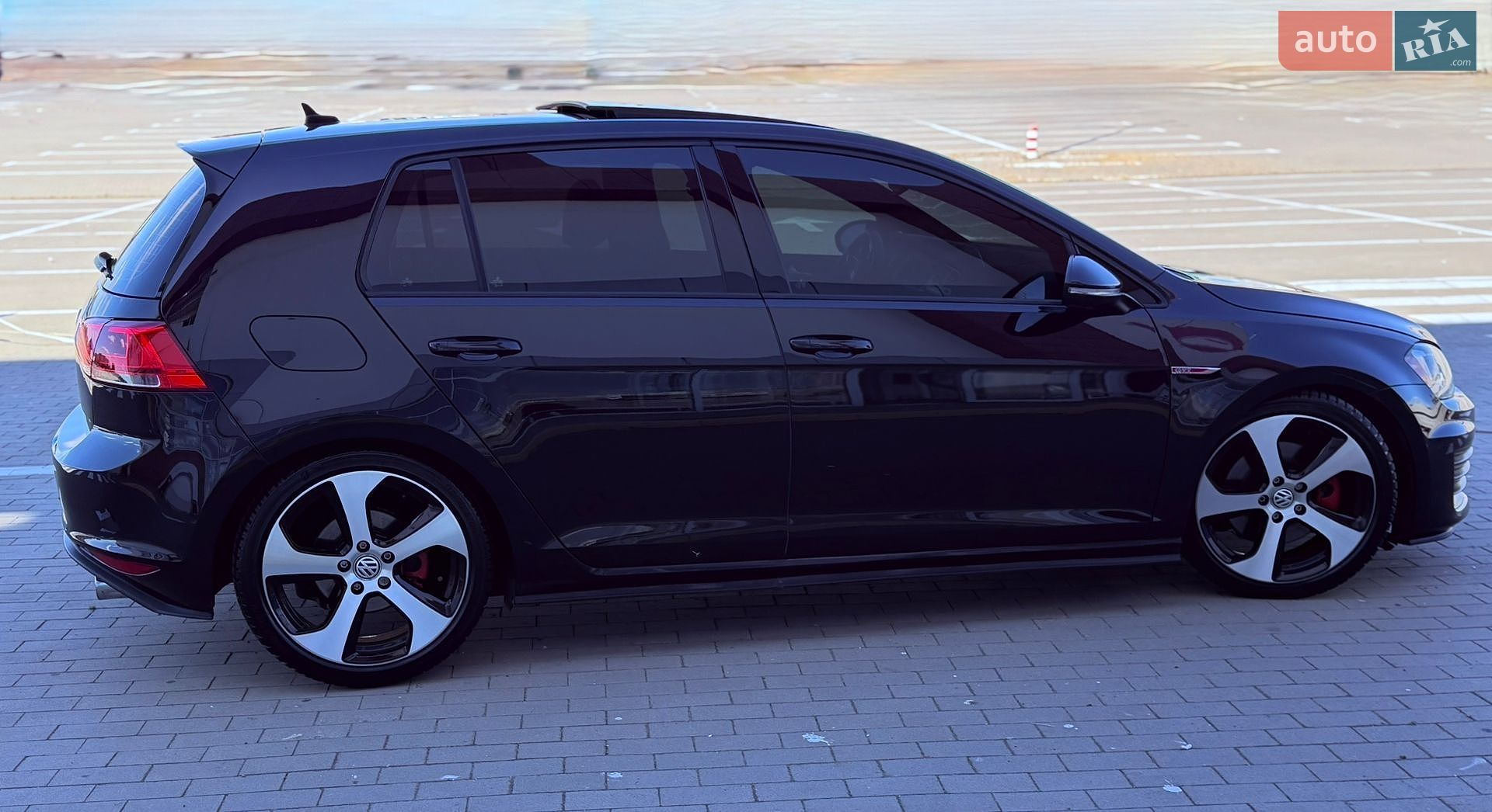 Volkswagen Golf GTI 2015 VIN 3VW4T7AU4FM004428 фото оголошення 2 з 46