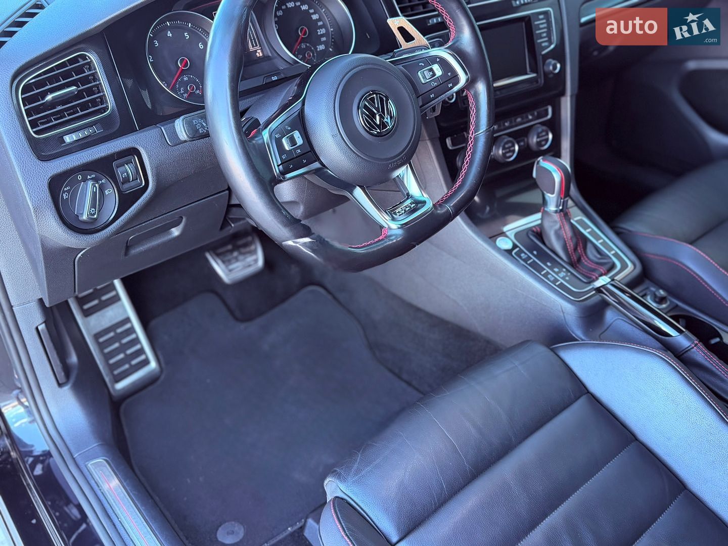 Volkswagen Golf GTI 2015 VIN 3VW4T7AU4FM004428 фото оголошення 24 з 46