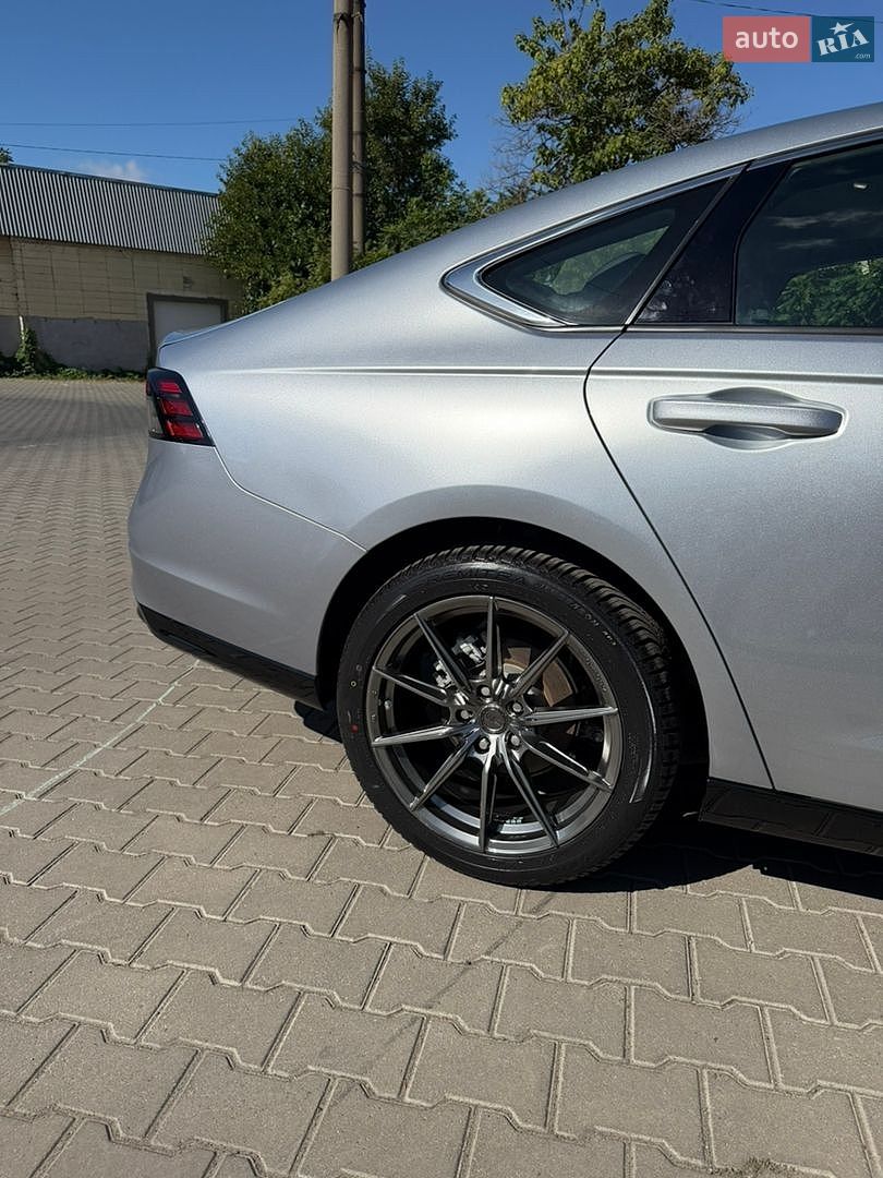 Honda Accord 2024 VIN 1HGCY2F67RA097879 фото оголошення 7 з 40