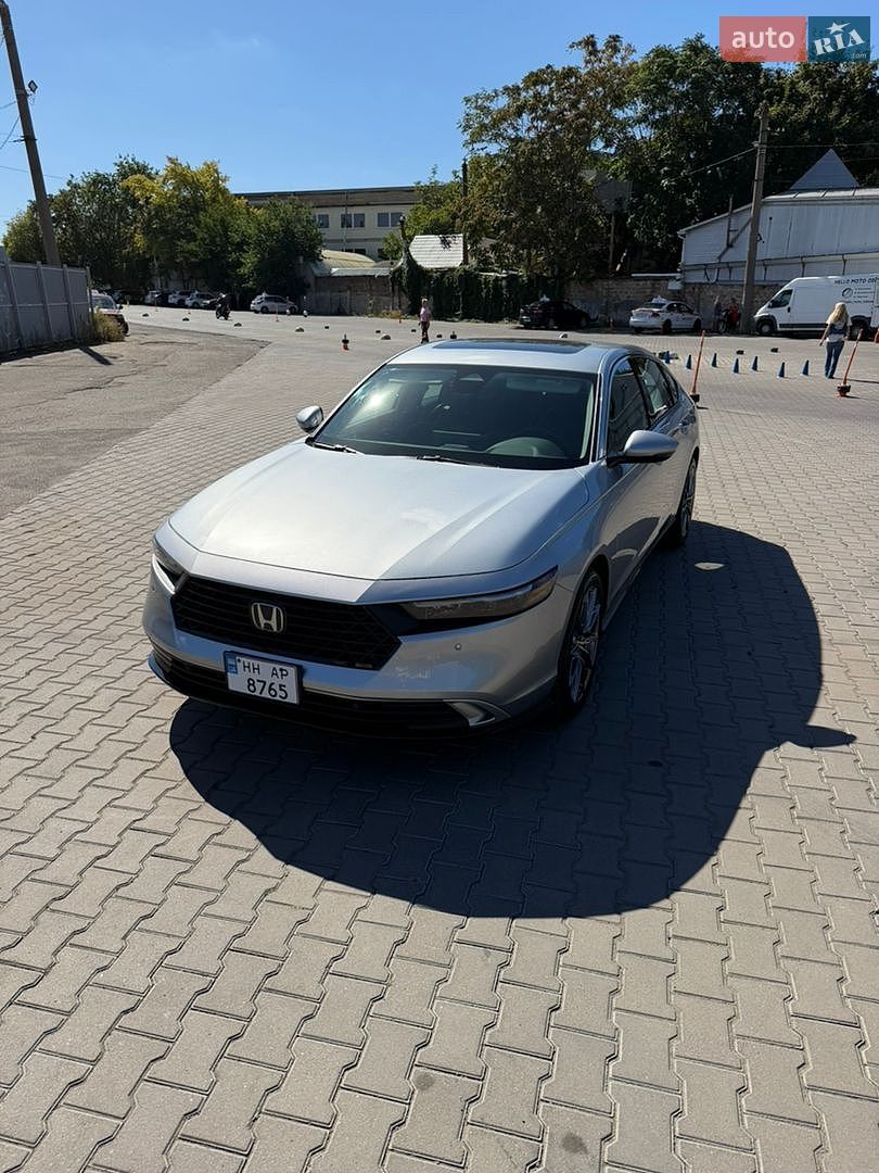 Honda Accord 2024 VIN 1HGCY2F67RA097879 фото оголошення 8 з 40
