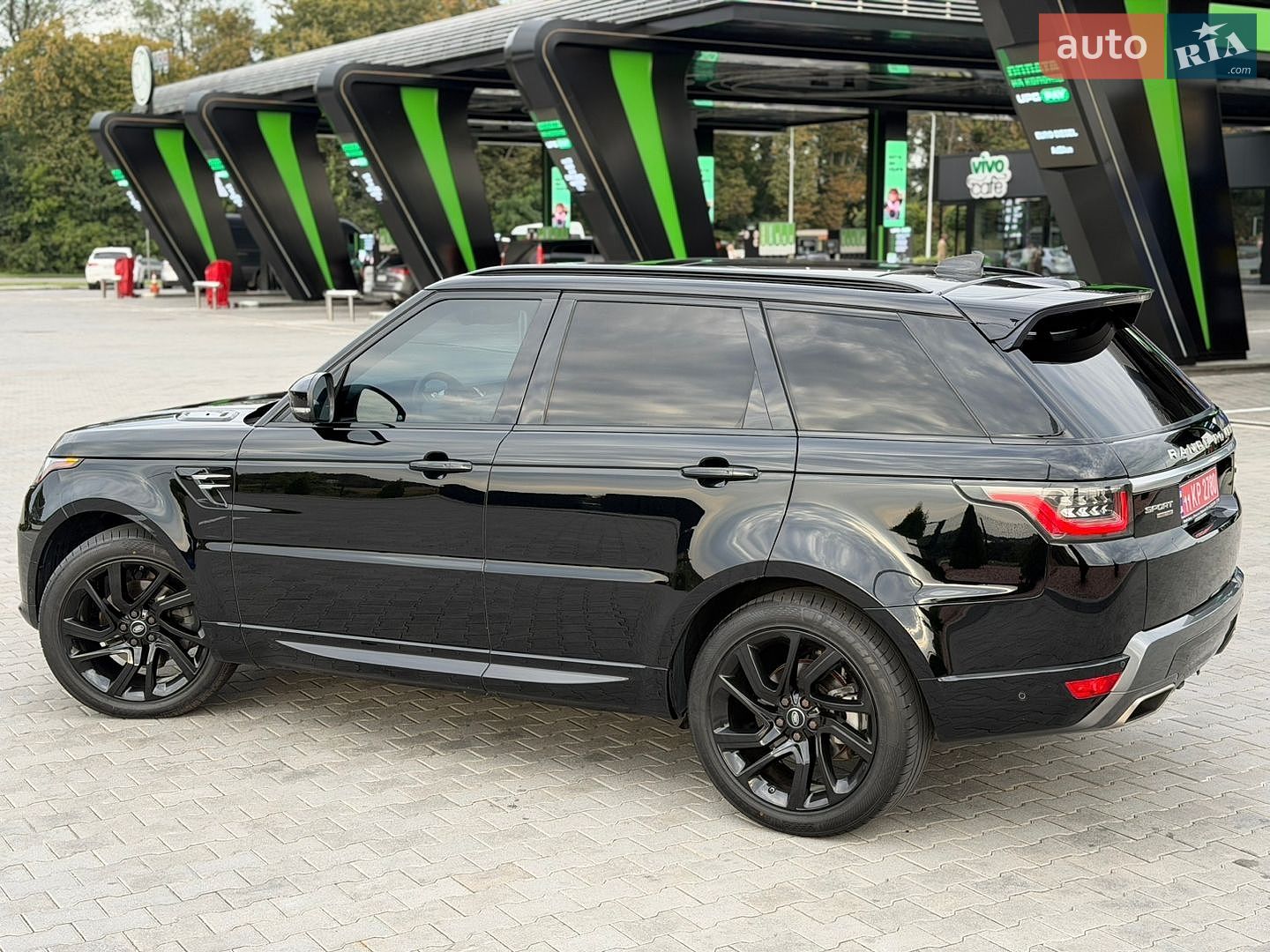 Land Rover Range Rover Sport 2019 VIN SALWR2RK6KA865948 фото оголошення 30 з 133