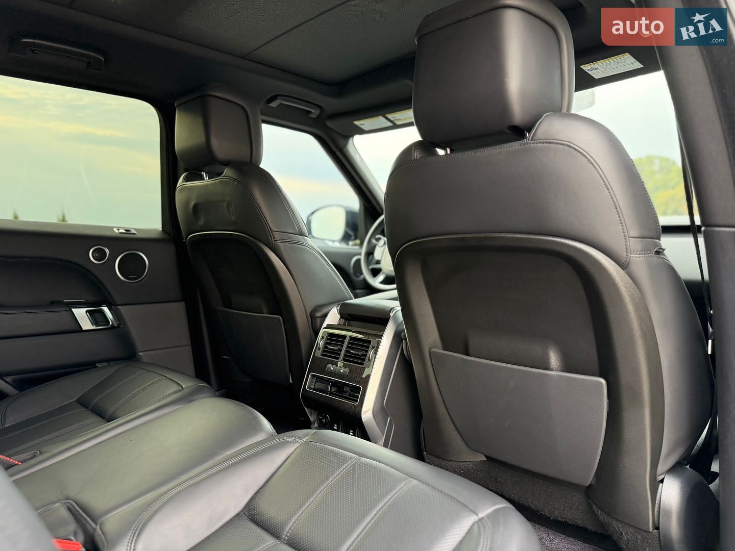 Land Rover Range Rover Sport 2019 VIN SALWR2RK6KA865948 фото оголошення 114 з 133