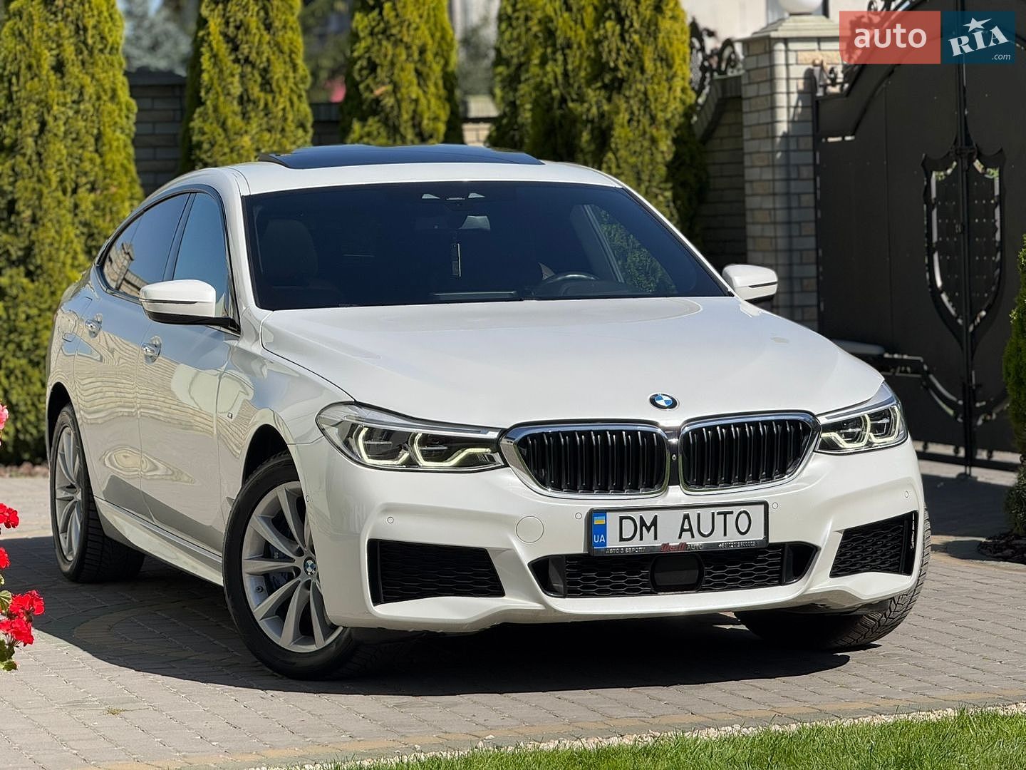 BMW 6 Series GT 2018 VIN WBAJW810X0BK59886 фото оголошення 101 з 147