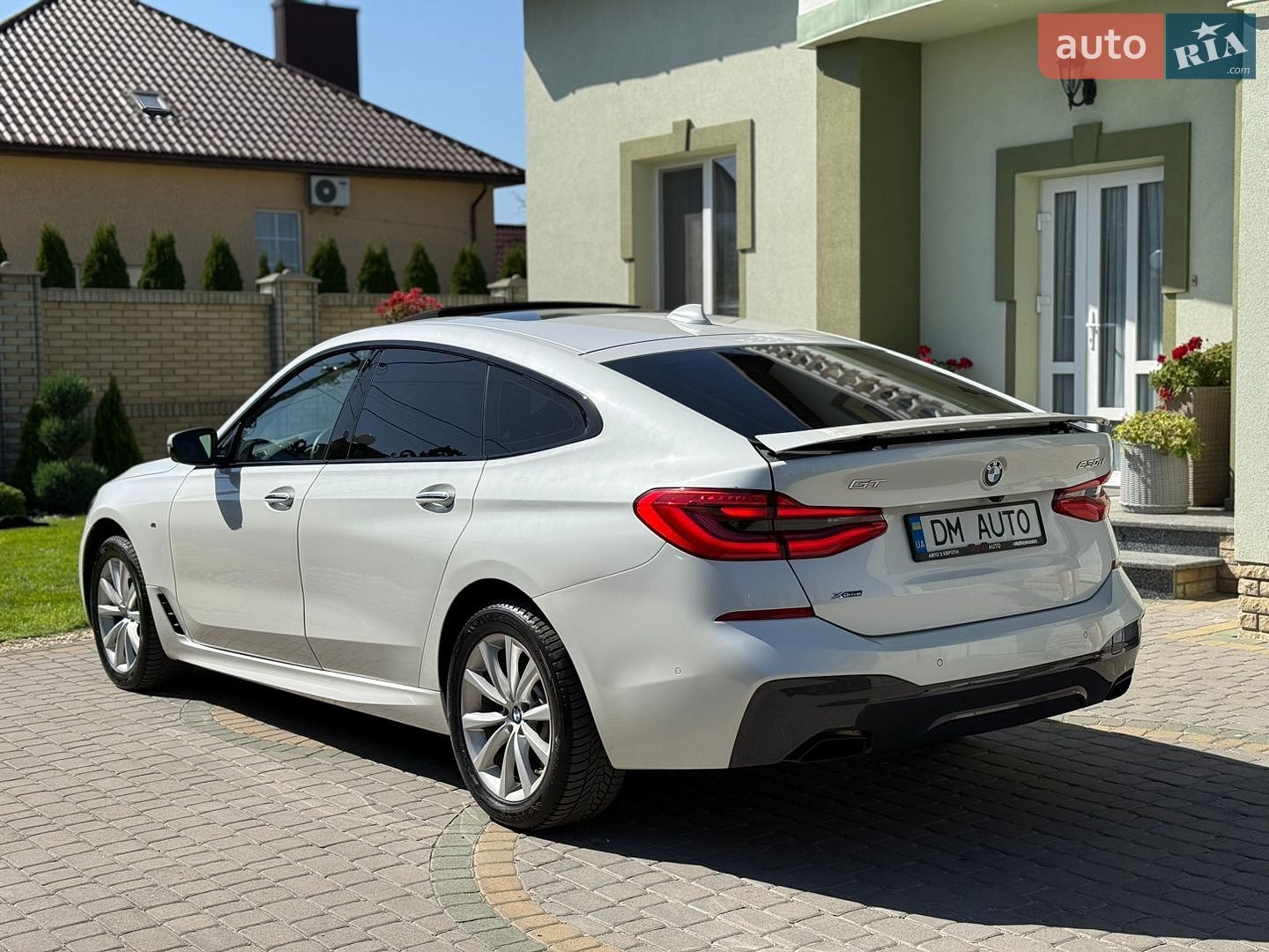 BMW 6 Series GT 2018 VIN WBAJW810X0BK59886 фото оголошення 122 з 147