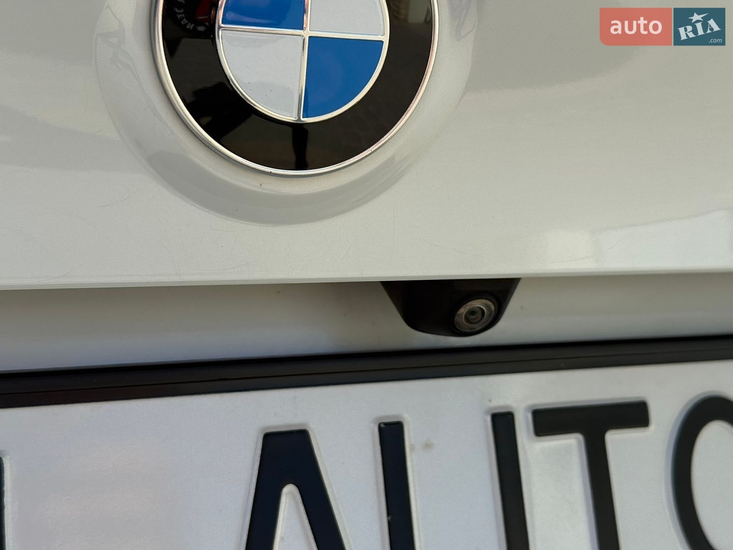 BMW 6 Series GT 2018 VIN WBAJW810X0BK59886 фото оголошення 135 з 147