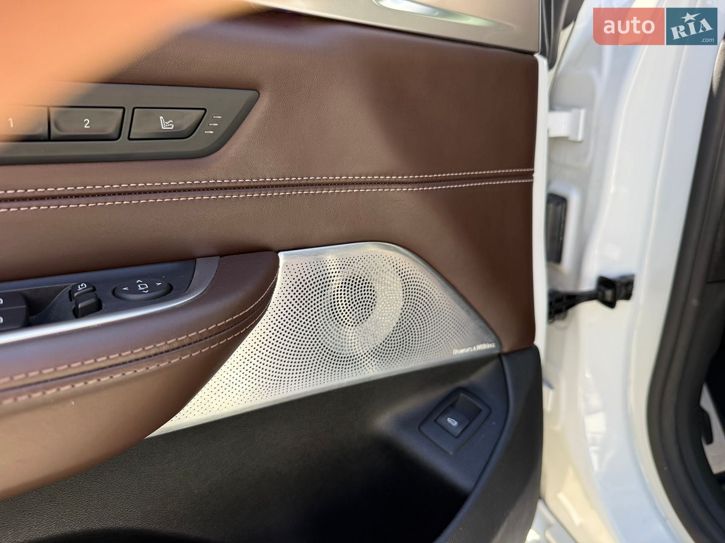 BMW 6 Series GT 2018 VIN WBAJW810X0BK59886 фото оголошення 9 з 147