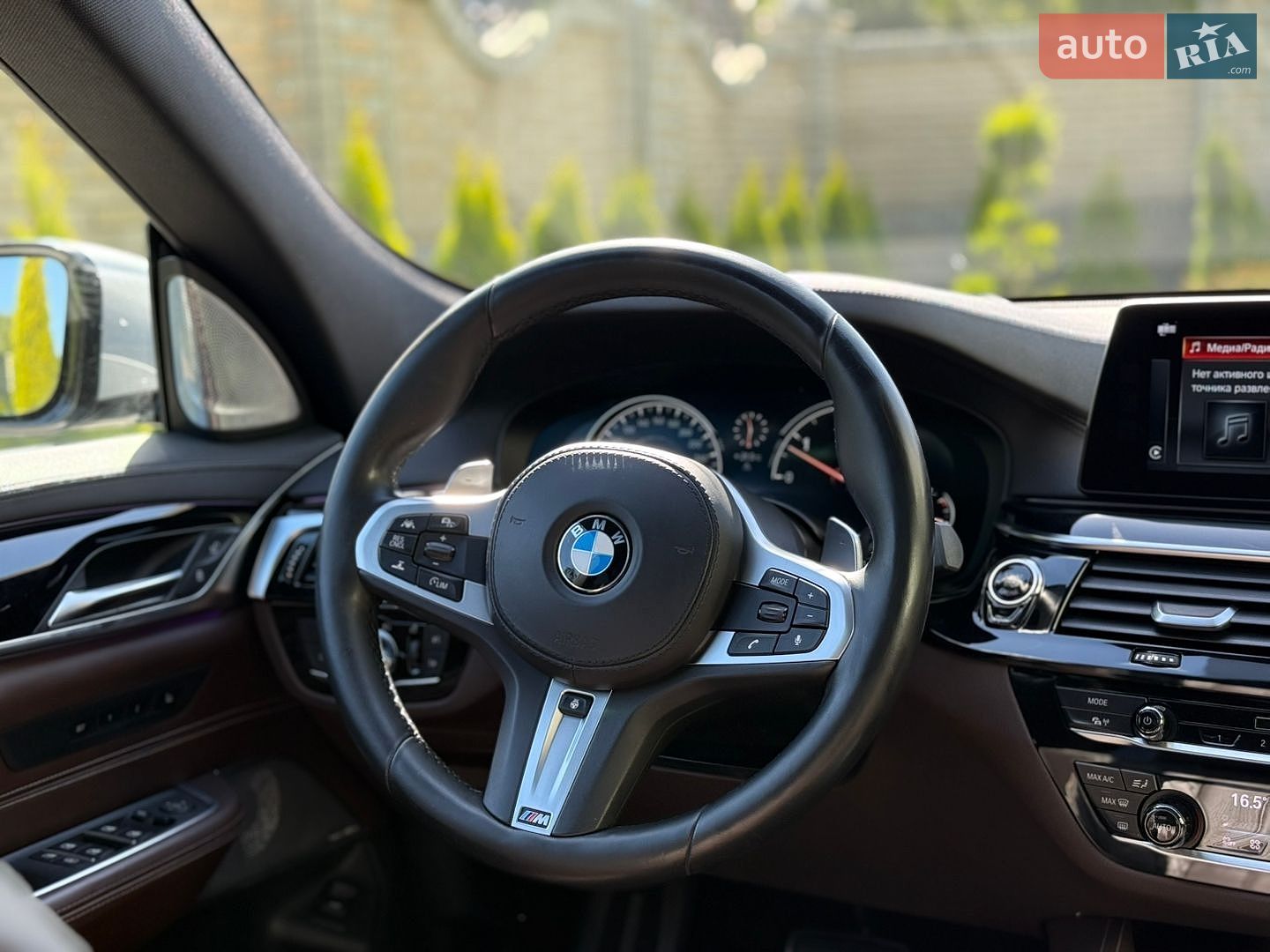 BMW 6 Series GT 2018 VIN WBAJW810X0BK59886 фото оголошення 15 з 147