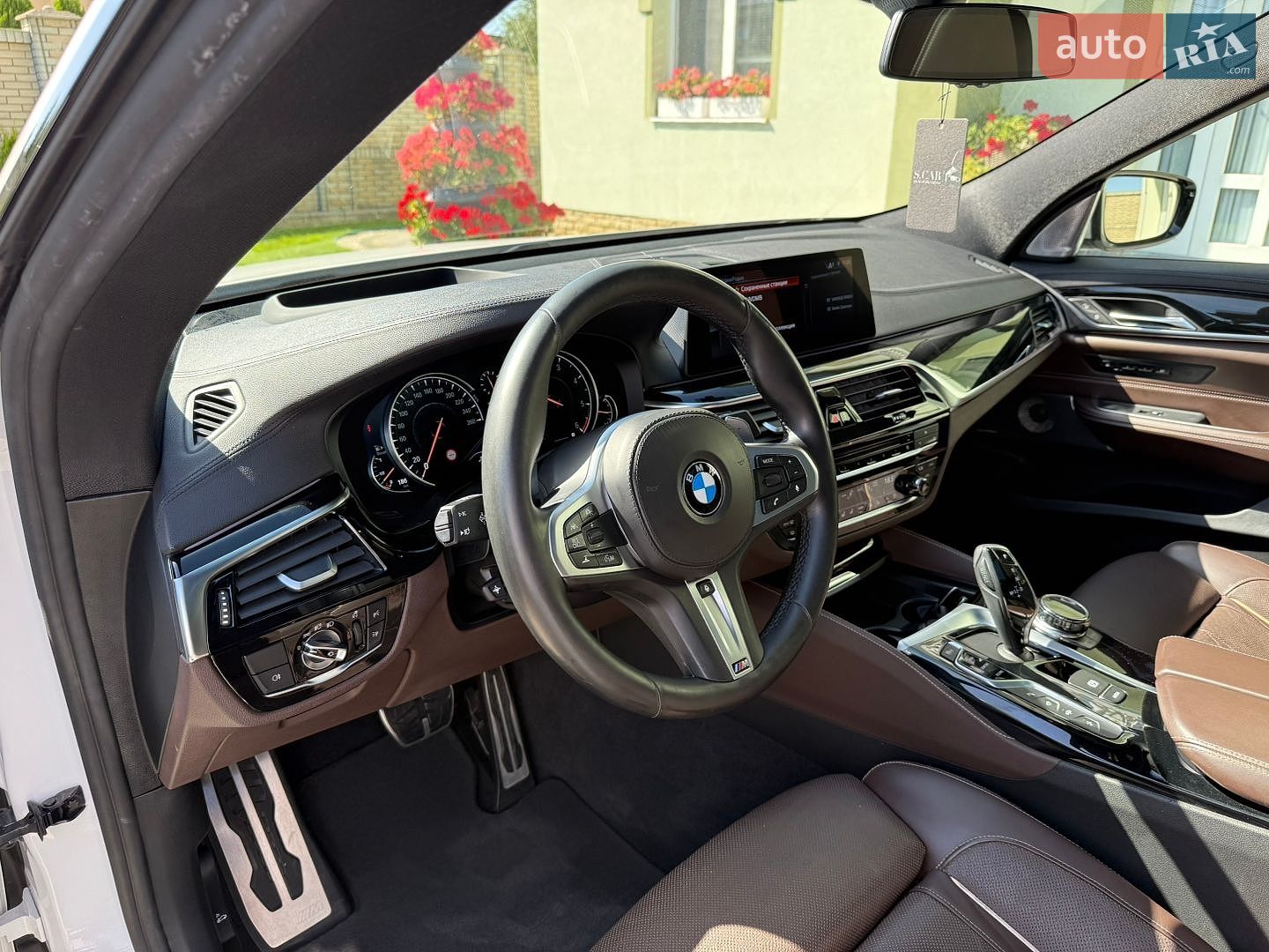 BMW 6 Series GT 2018 VIN WBAJW810X0BK59886 фото оголошення 18 з 147