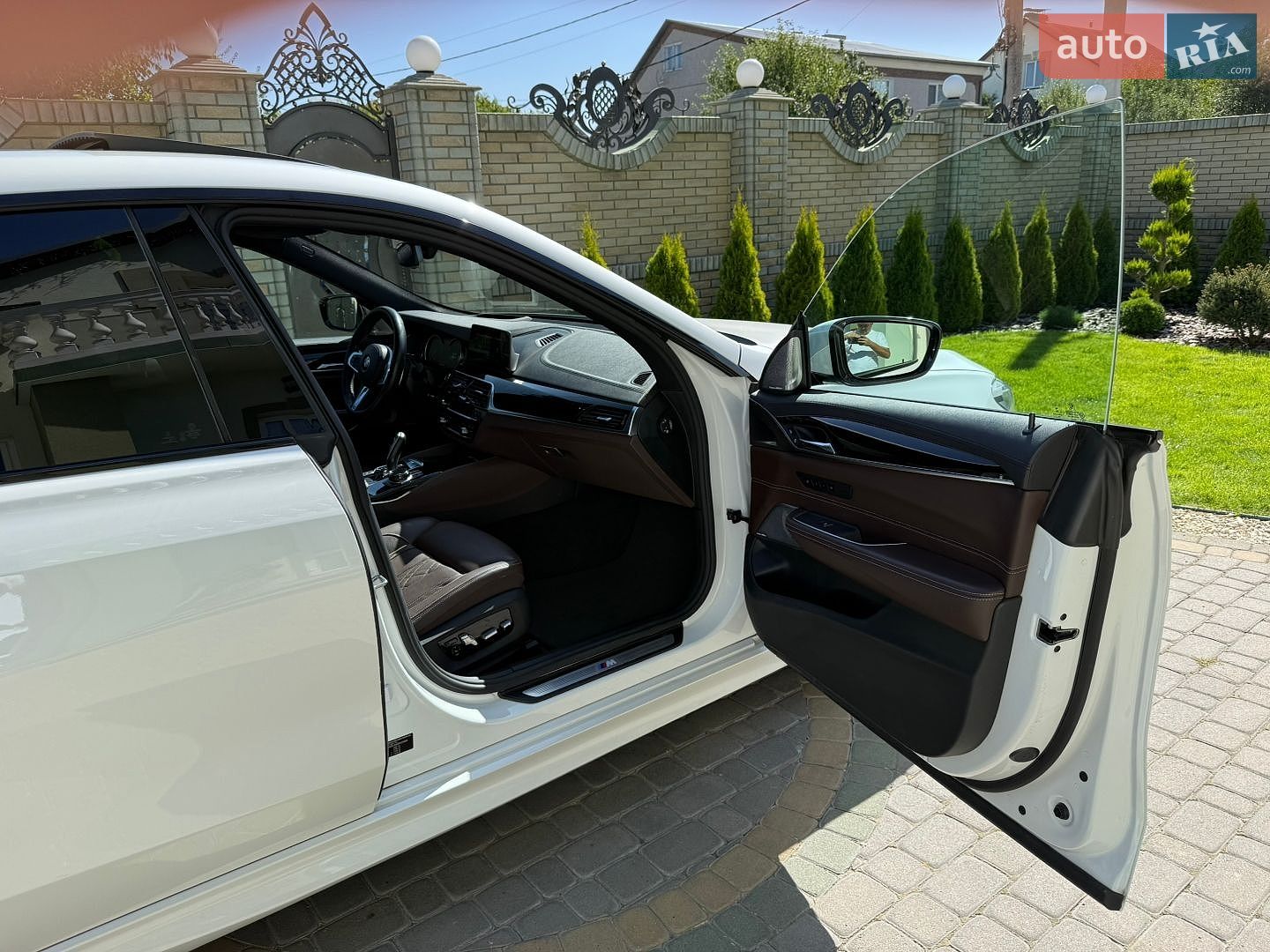 BMW 6 Series GT 2018 VIN WBAJW810X0BK59886 фото оголошення 55 з 147