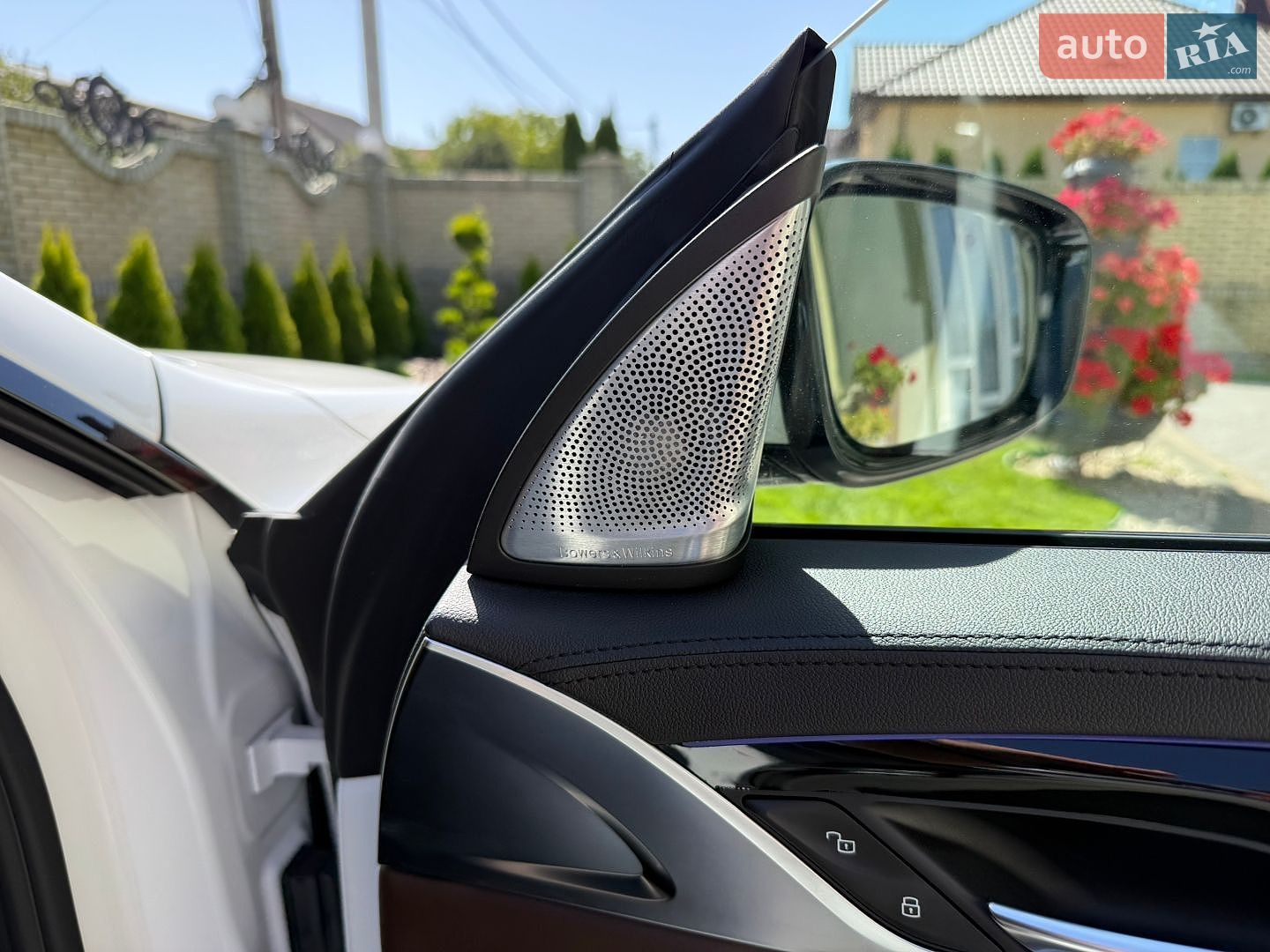 BMW 6 Series GT 2018 VIN WBAJW810X0BK59886 фото оголошення 58 з 147