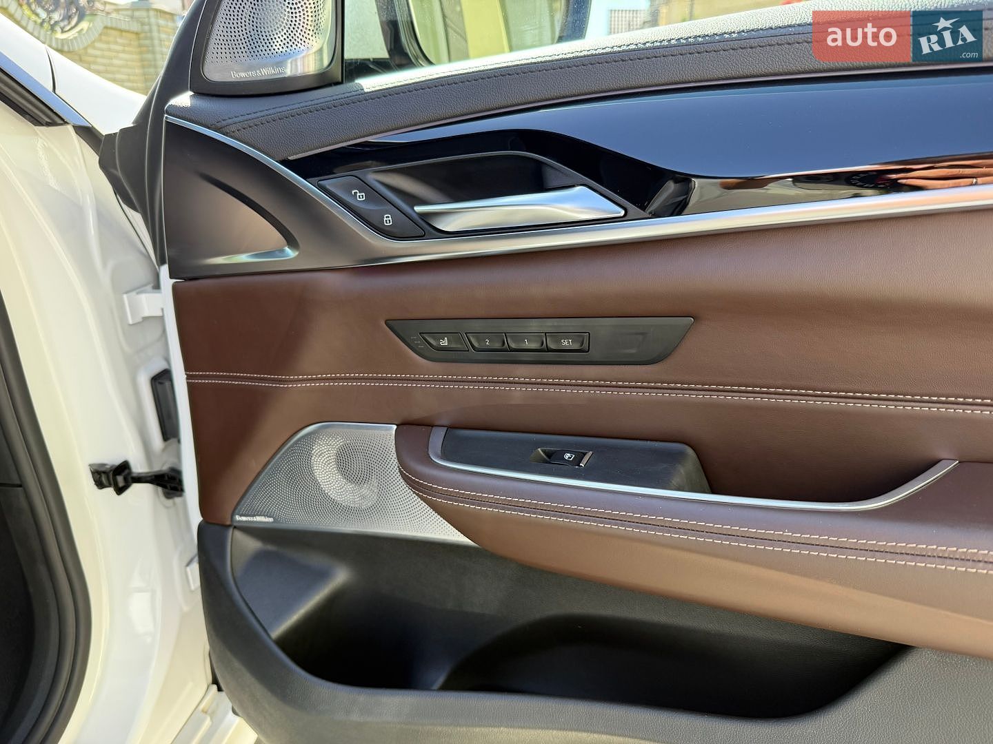 BMW 6 Series GT 2018 VIN WBAJW810X0BK59886 фото оголошення 59 з 147