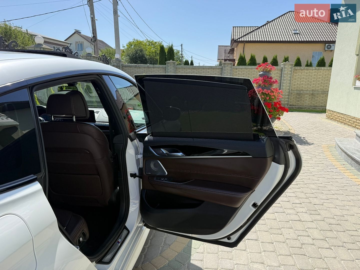 BMW 6 Series GT 2018 VIN WBAJW810X0BK59886 фото оголошення 67 з 147