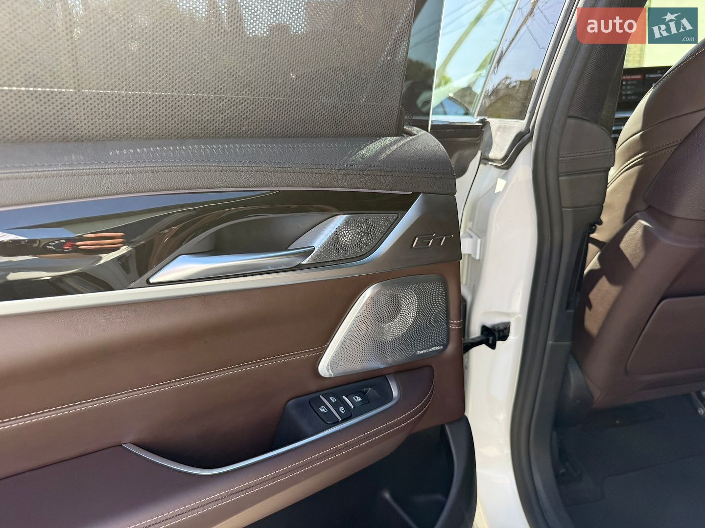 BMW 6 Series GT 2018 VIN WBAJW810X0BK59886 фото оголошення 78 з 147
