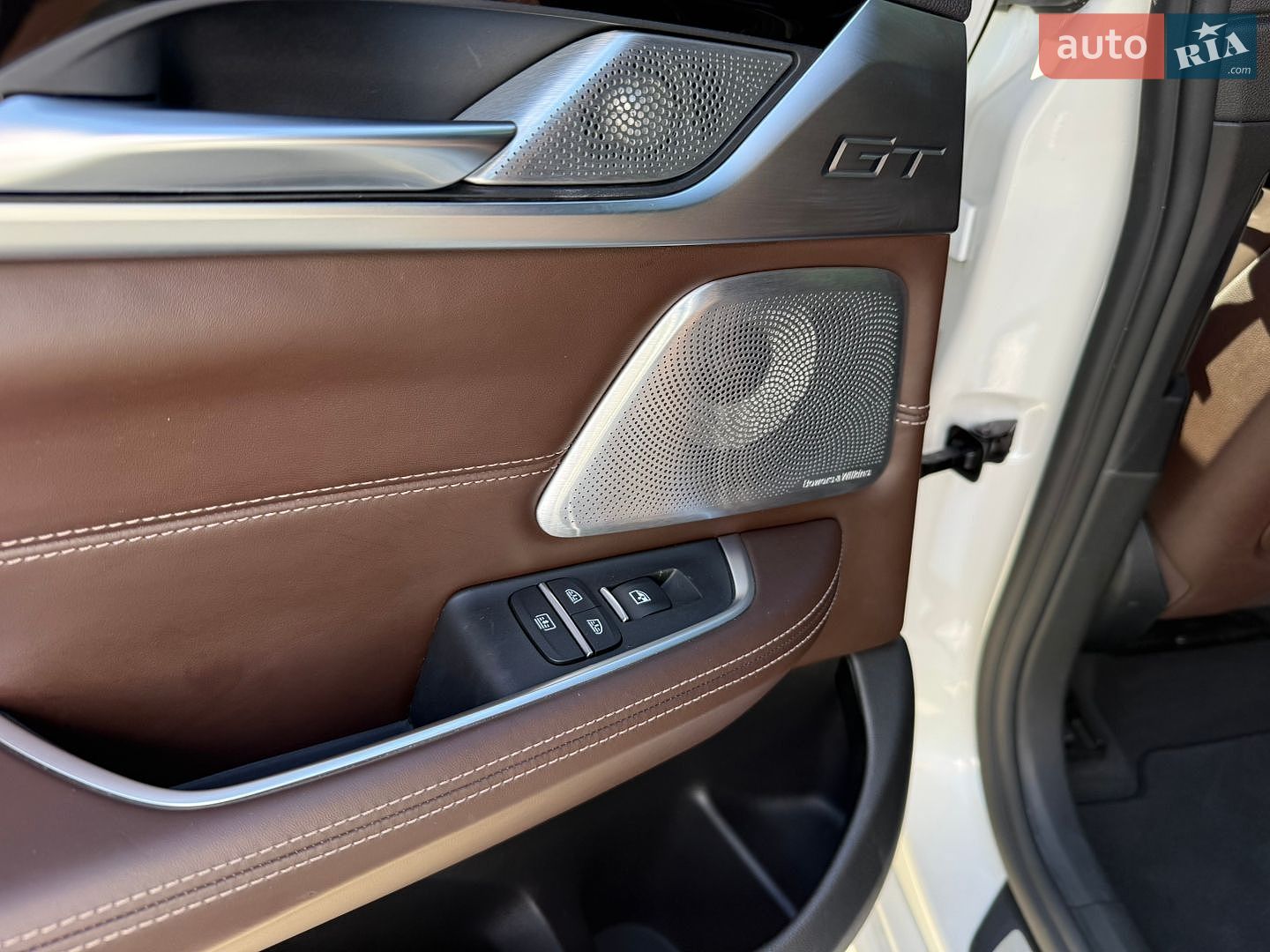 BMW 6 Series GT 2018 VIN WBAJW810X0BK59886 фото оголошення 79 з 147