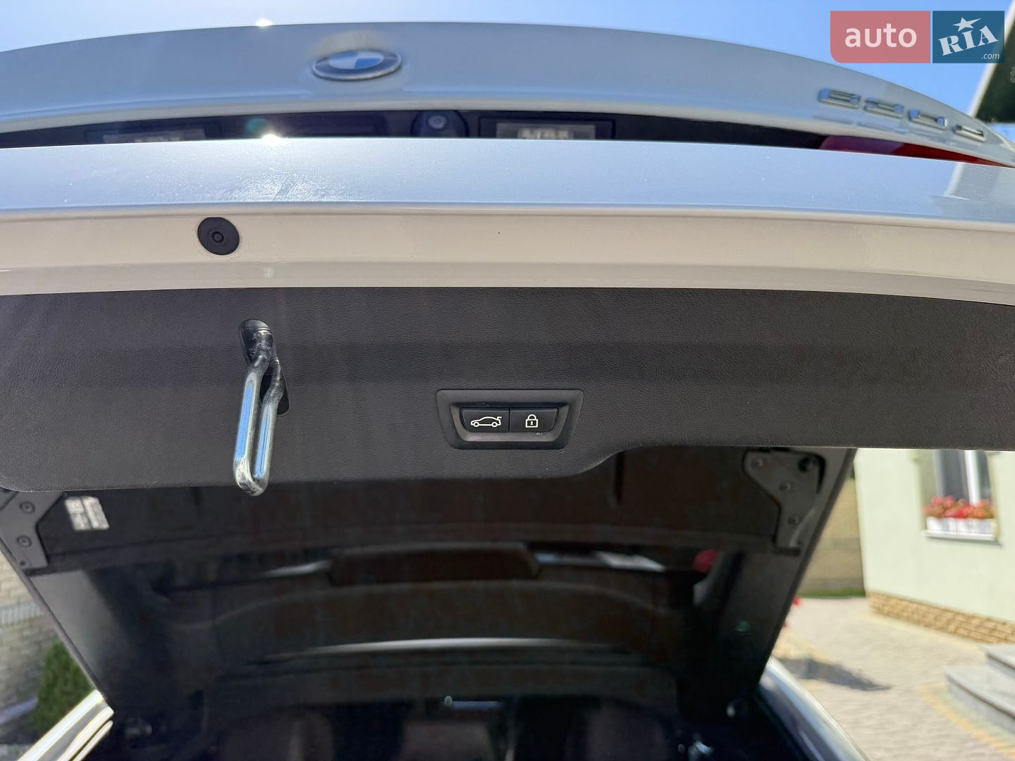 BMW 6 Series GT 2018 VIN WBAJW810X0BK59886 фото оголошення 84 з 147