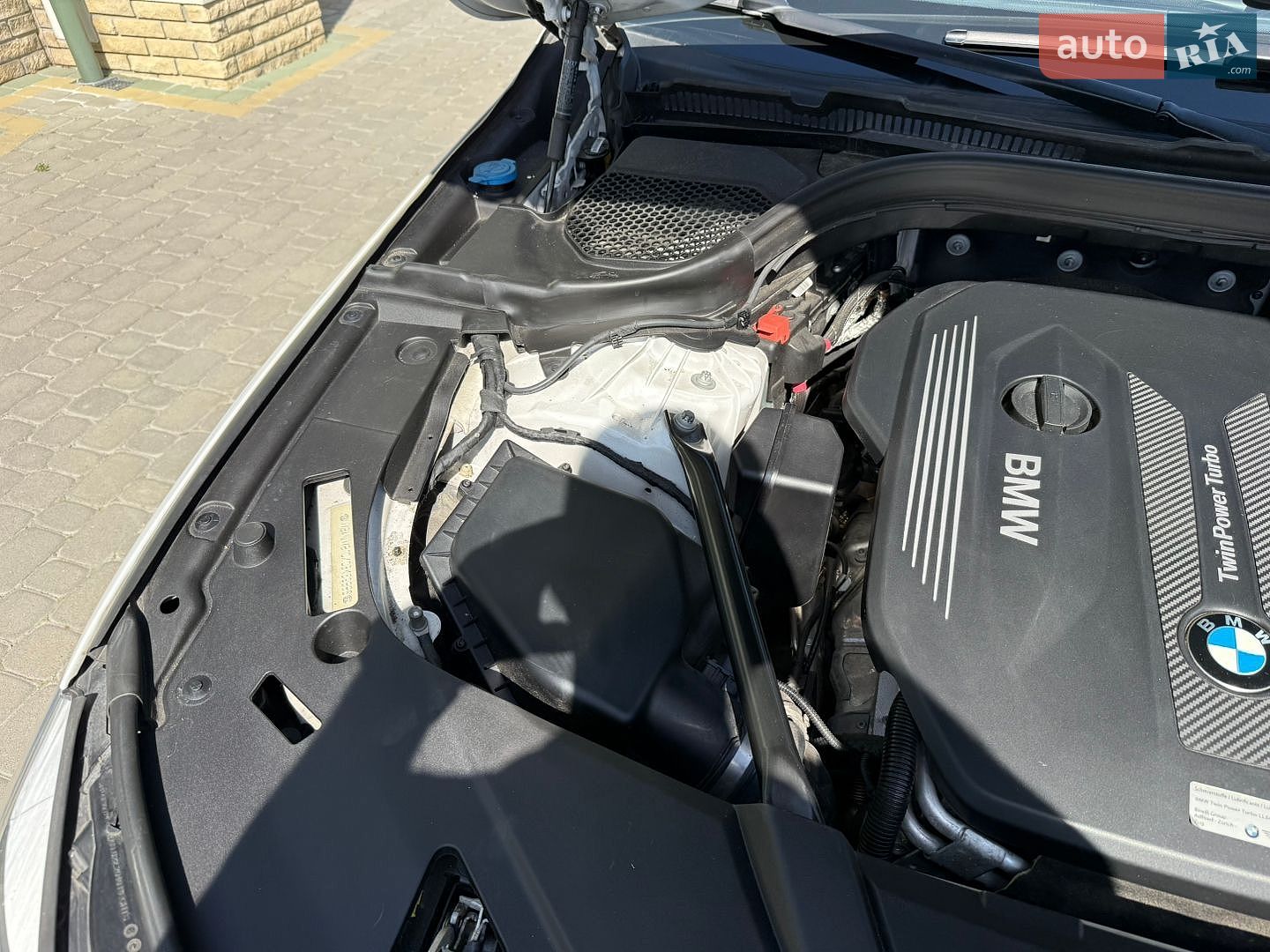 BMW 6 Series GT 2018 VIN WBAJW810X0BK59886 фото оголошення 92 з 147
