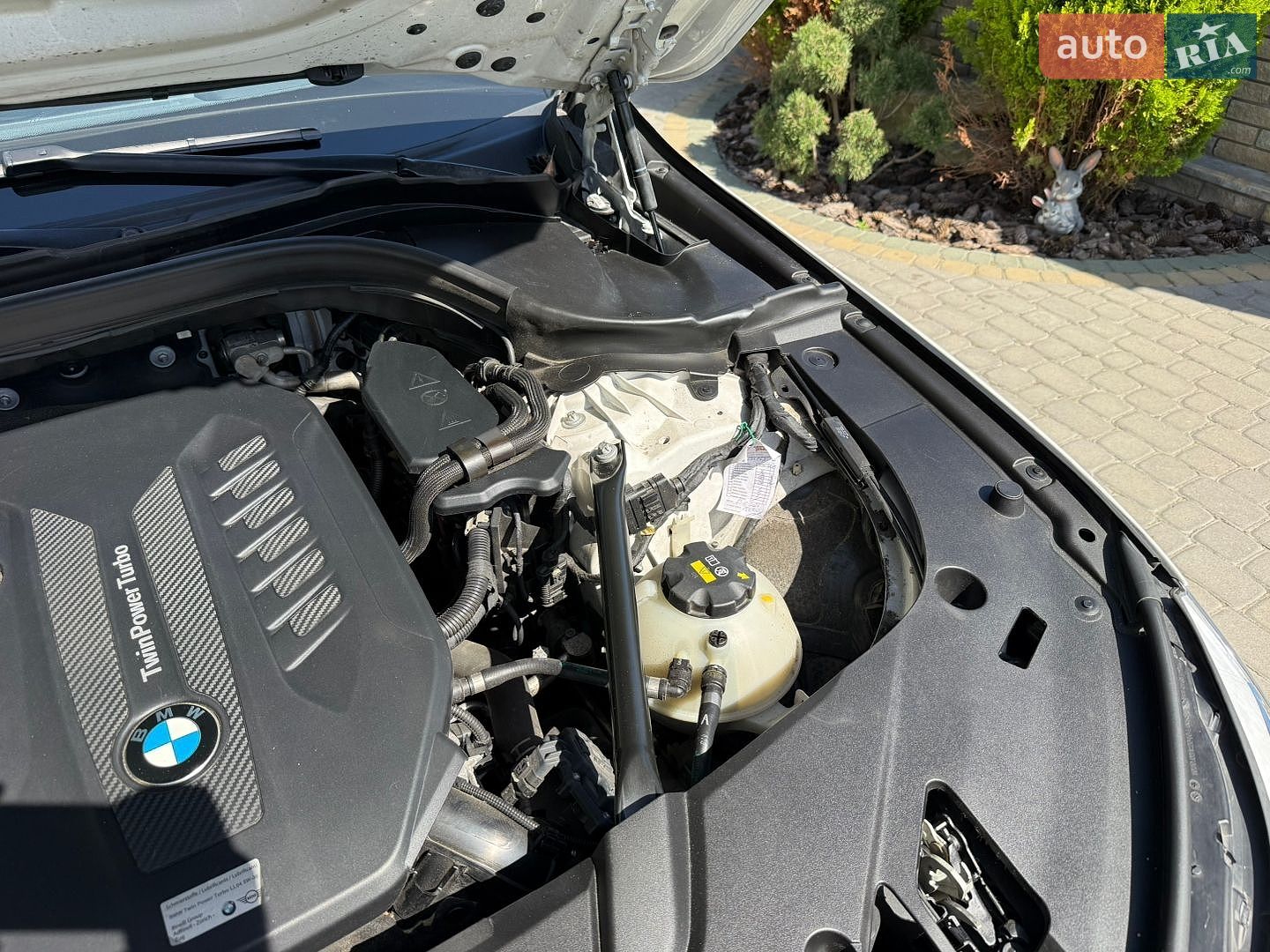 BMW 6 Series GT 2018 VIN WBAJW810X0BK59886 фото оголошення 94 з 147