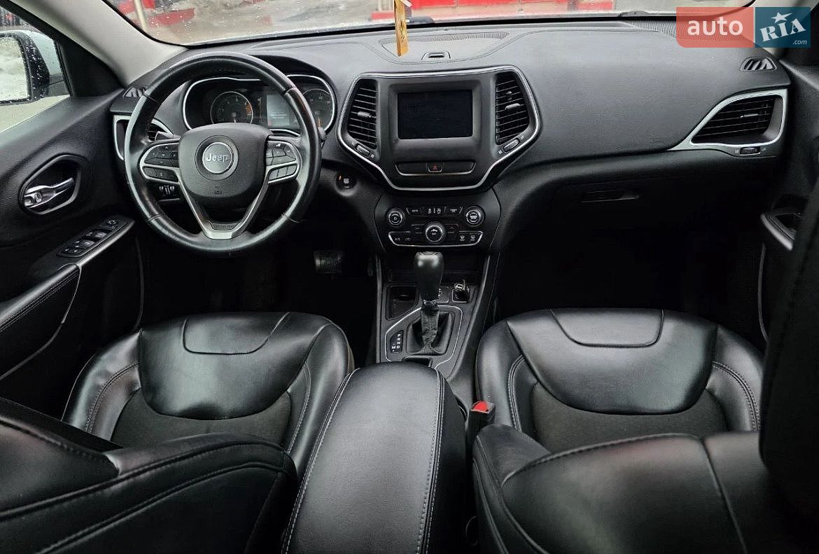Jeep Cherokee 2019 VIN 1C4PJLLB0KD184233 фото оголошення 9 з 15