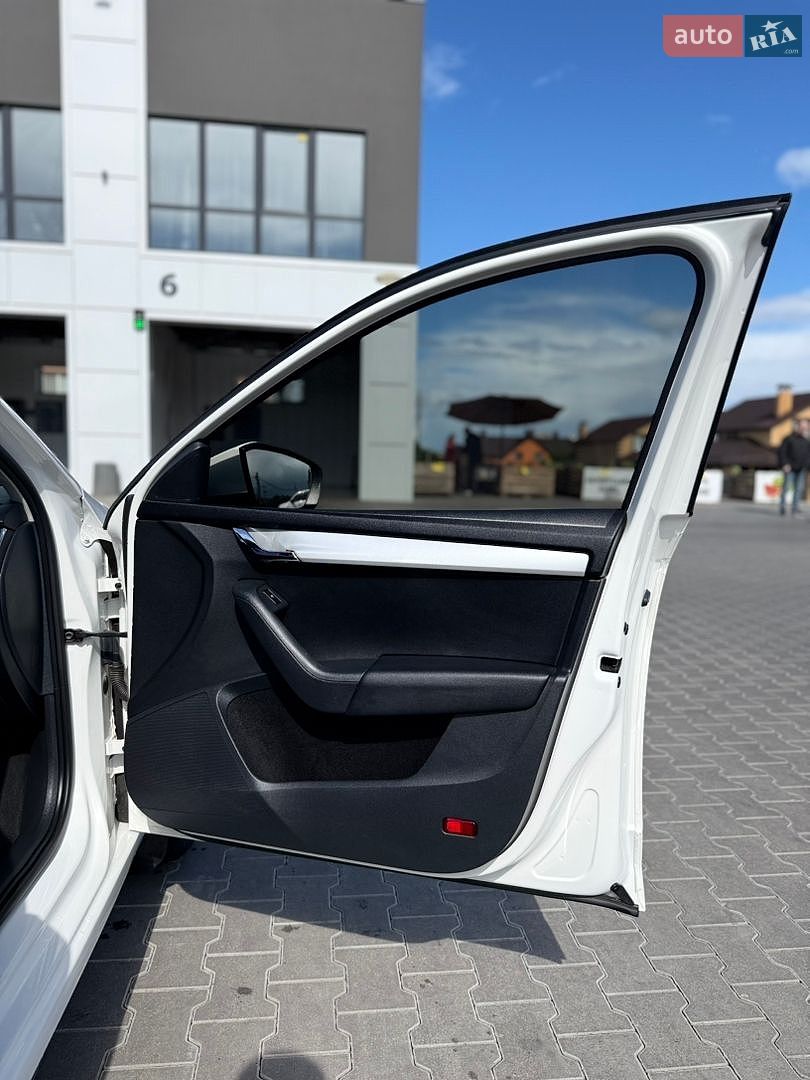 Skoda Octavia 2013 VIN TMBAC2NE2EB007667 фото оголошення 13 з 24