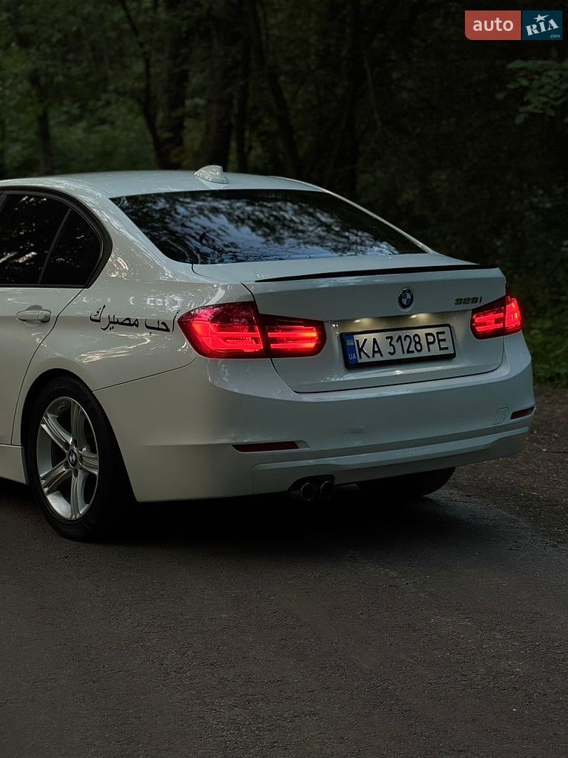 BMW 3 Series 2013 VIN WBA3C1C53EK110163 фото оголошення 3 з 8