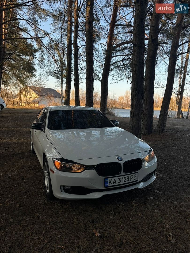 BMW 3 Series 2013 VIN WBA3C1C53EK110163 фото оголошення 5 з 8