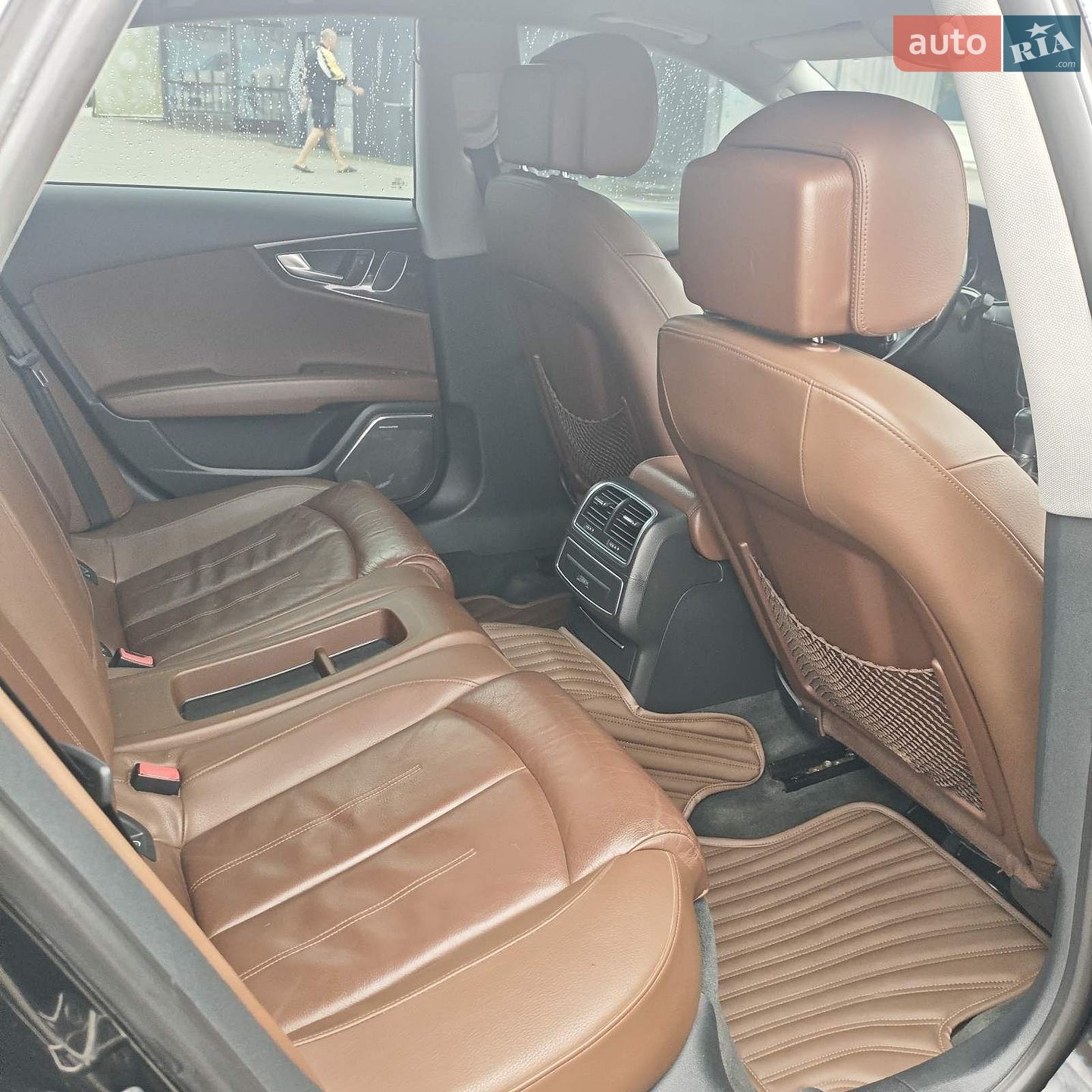 Audi A7 Sportback 2012 VIN WAUYGAFC1CN144246 фото оголошення 8 з 13
