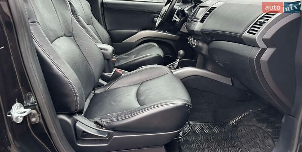 Peugeot 4007 2010 VIN VF3VV4HNHAZ803568 фото оголошення 8 з 12