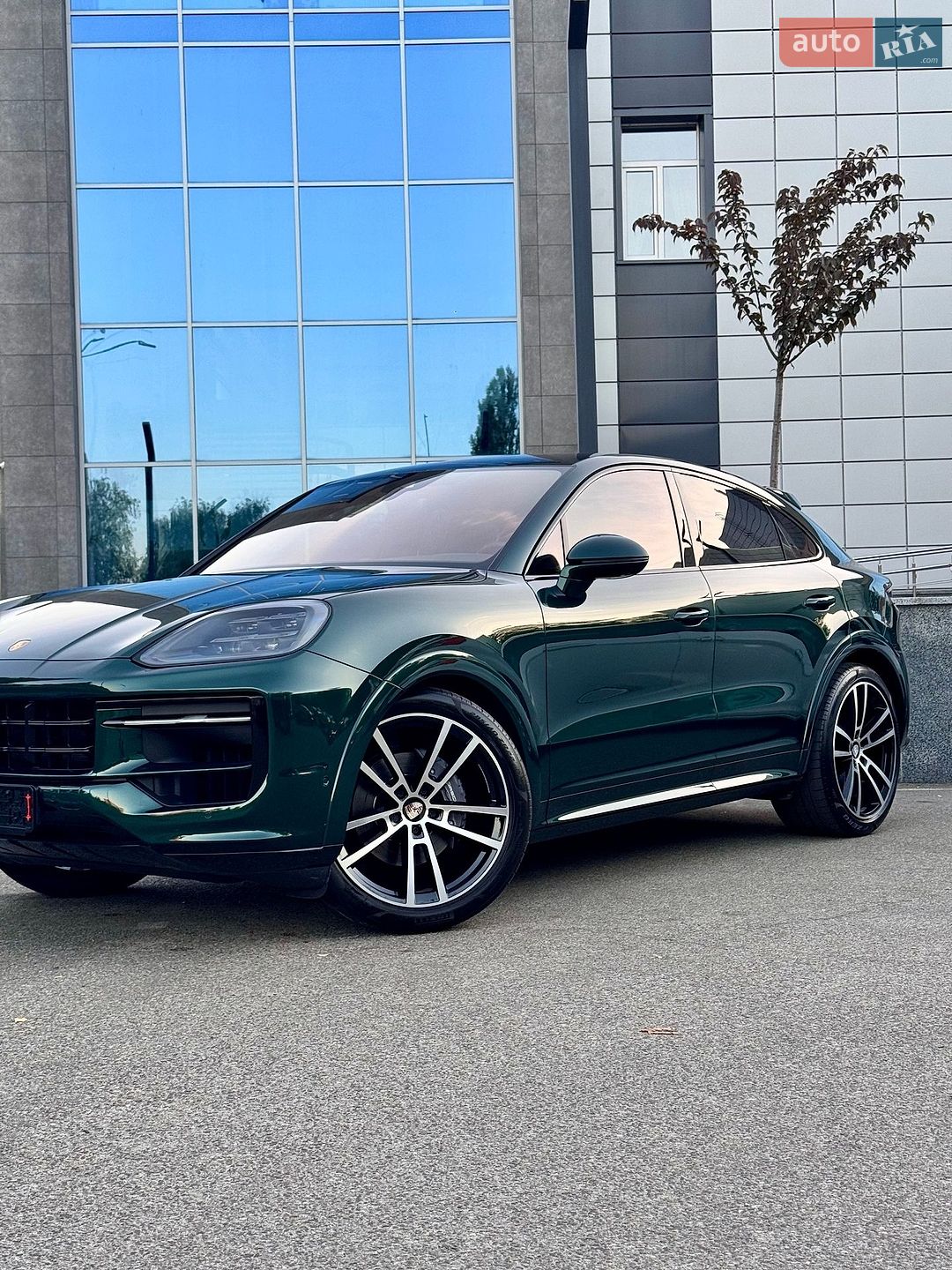 Porsche Cayenne Coupe 2024 VIN WP1ZZZ9YZRDA24372 фото оголошення 7 з 57
