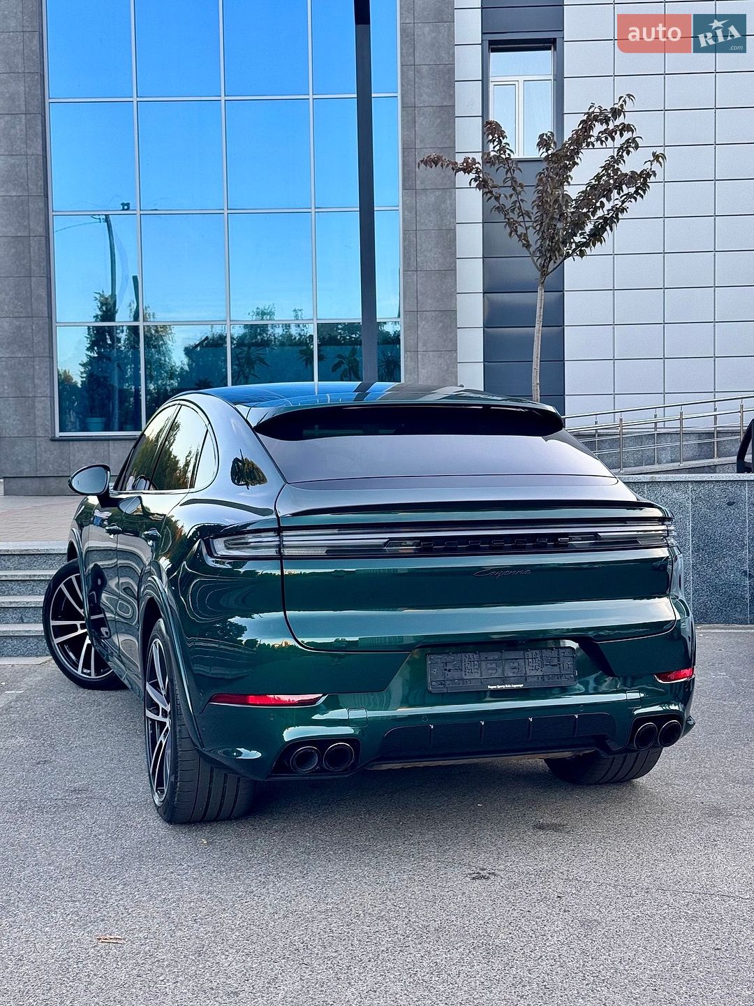 Porsche Cayenne Coupe 2024 VIN WP1ZZZ9YZRDA24372 фото оголошення 18 з 57