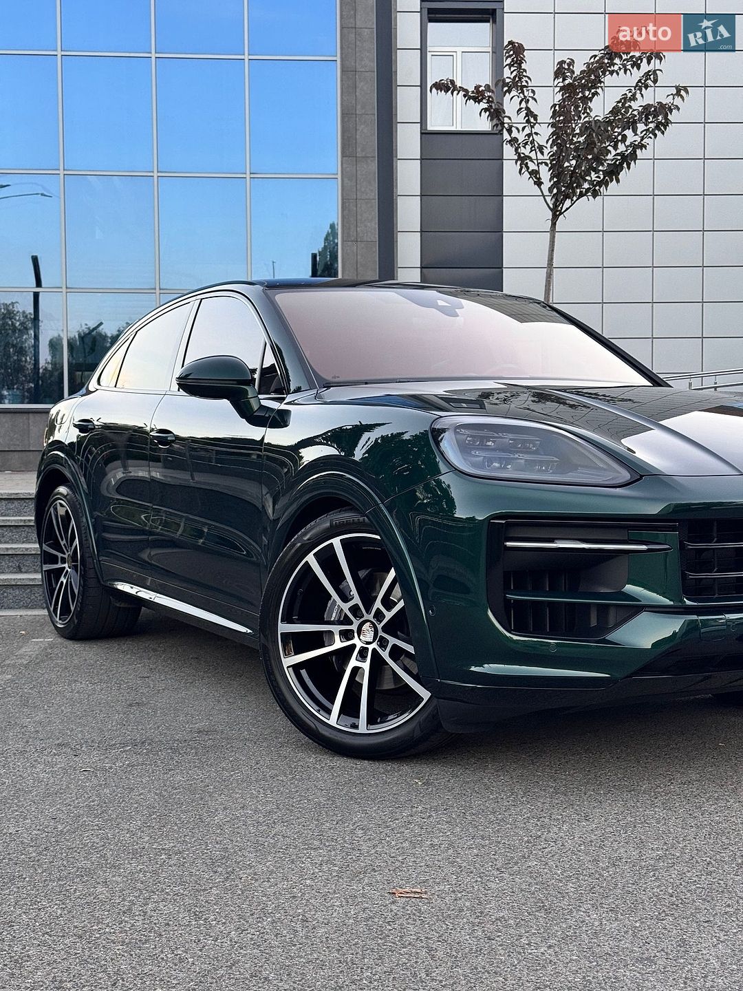 Porsche Cayenne Coupe 2024 VIN WP1ZZZ9YZRDA24372 фото оголошення 3 з 57
