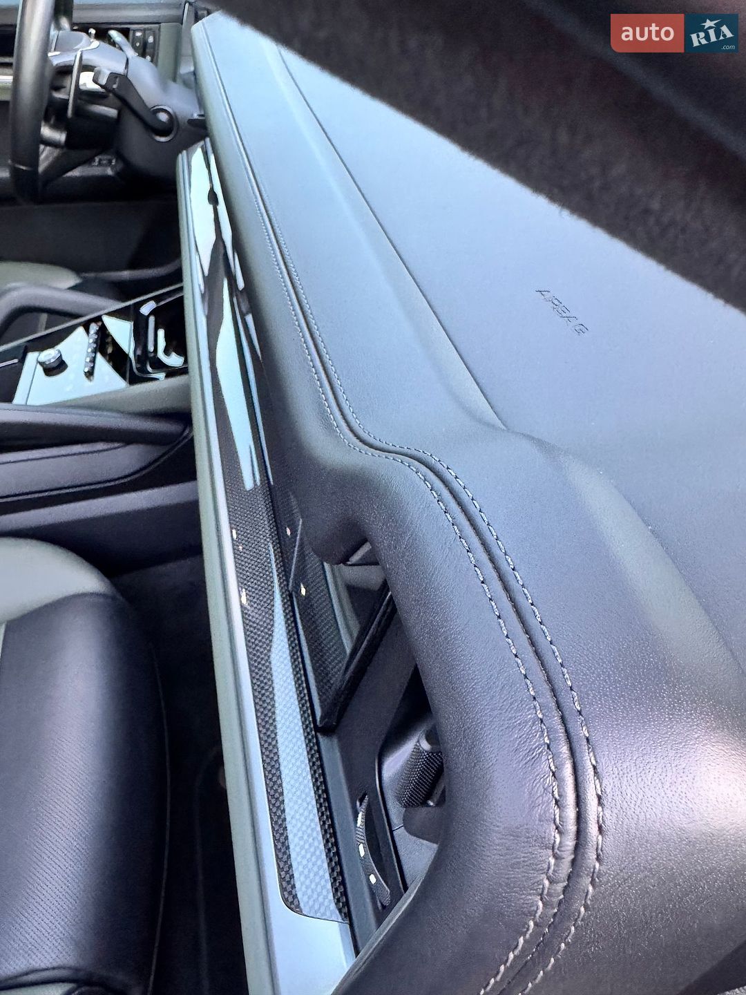 Porsche Cayenne Coupe 2024 VIN WP1ZZZ9YZRDA24372 фото оголошення 29 з 57