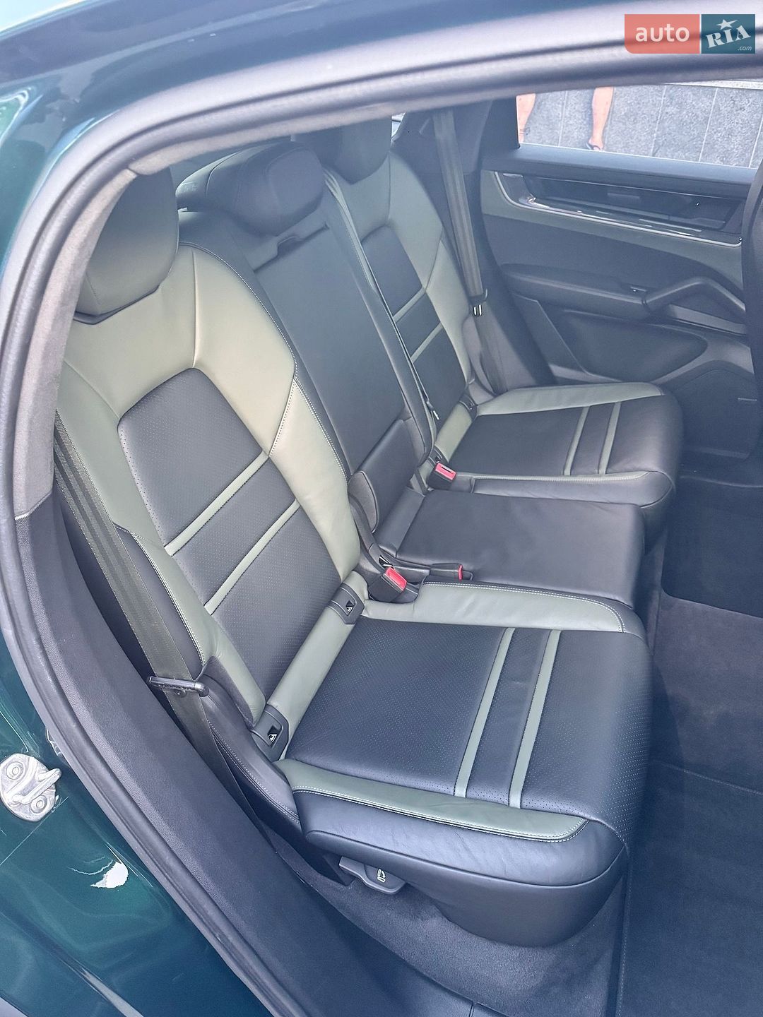 Porsche Cayenne Coupe 2024 VIN WP1ZZZ9YZRDA24372 фото оголошення 30 з 57